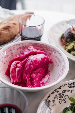 Гурийская красная квашеная капуста