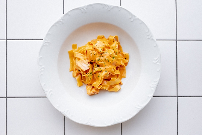 Феттучини с лососем