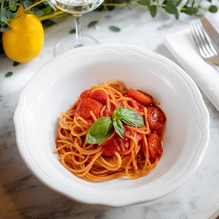 Спагетти аль помодоро
