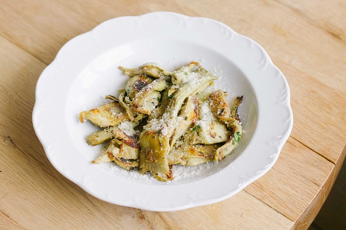 Жареные артишоки с пармезаном